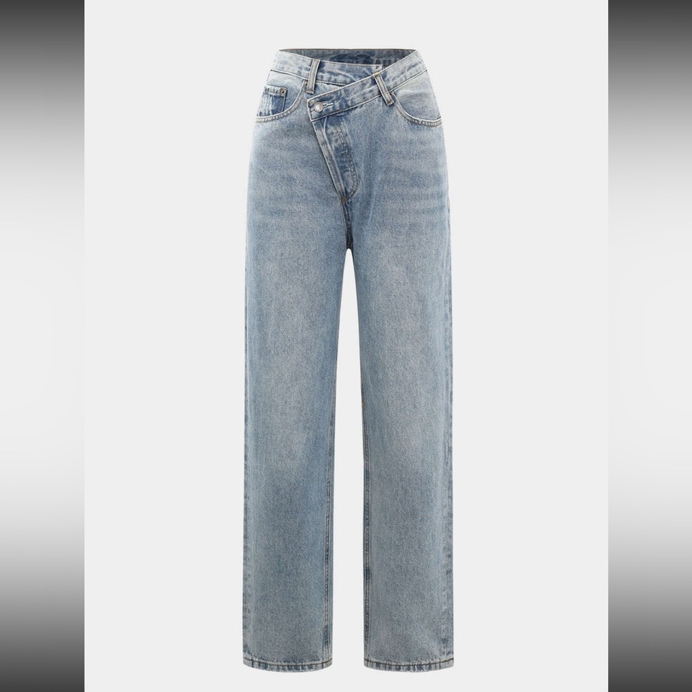 Light Wash Crossover Jeans